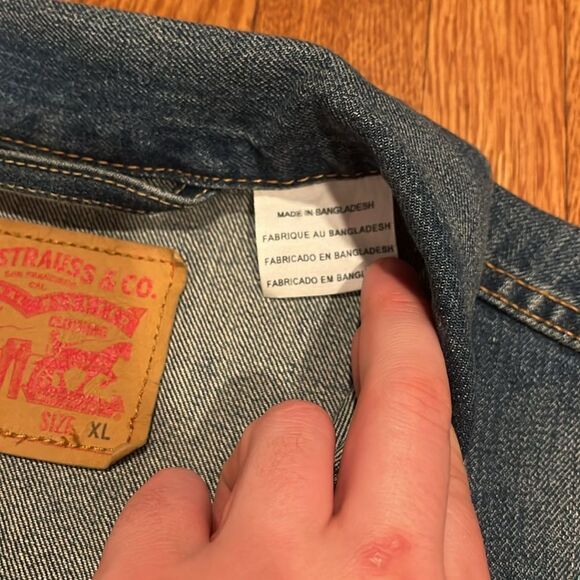 Y2k Levi’s denim jacket‎ - Picture 3 of 6